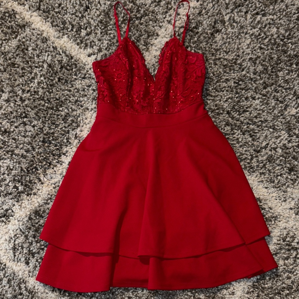 Elegant Red Sleeveless Dress